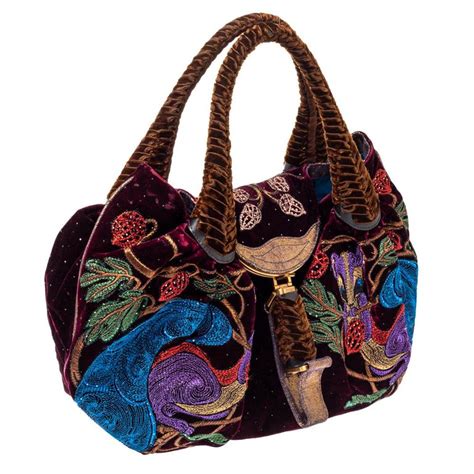 fendi embroidered squirrel bag ของปลอม|is a fendi bag real.